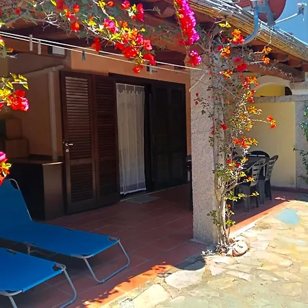 Сasa de vacaciones Corinne - Terrazza Privata Fiorita Loiri Porto San Paolo