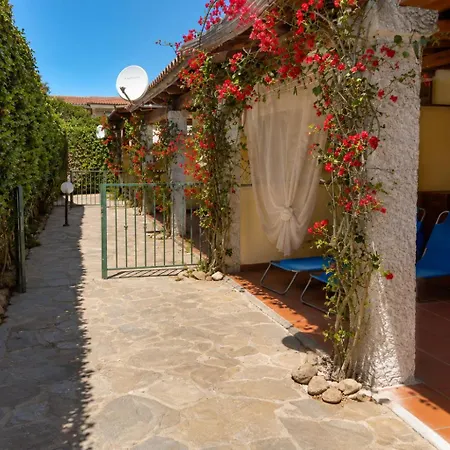 Holiday home Corinne - Terrazza Privata Fiorita Porto San Paolo (Sardinia)