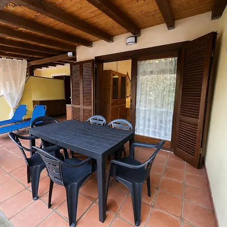Corinne - Terrazza Privata Fiorita